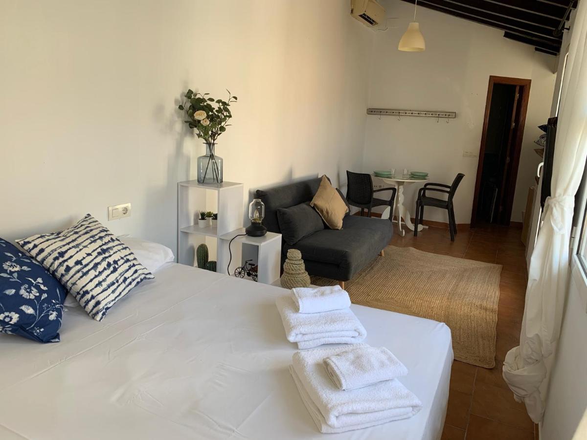 Stunning Attic With Private Terrace And Parking Optional Apartman Sevilla Kültér fotó