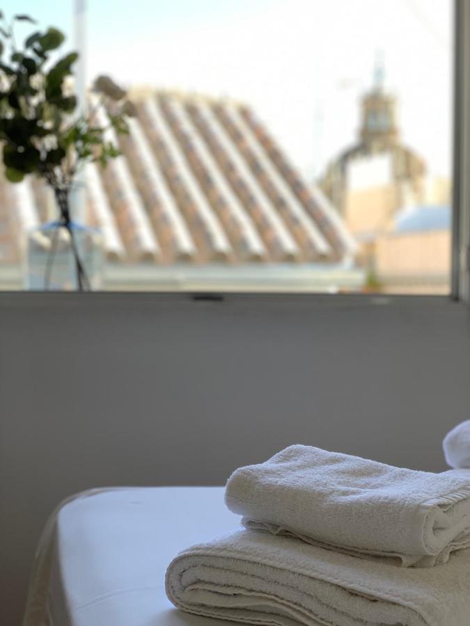 Stunning Attic With Private Terrace And Parking Optional Apartman Sevilla Kültér fotó