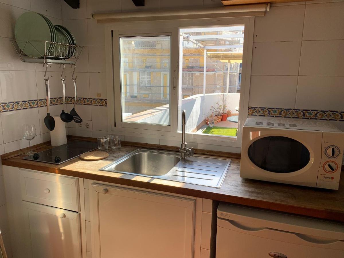 Stunning Attic With Private Terrace And Parking Optional Apartman Sevilla Kültér fotó