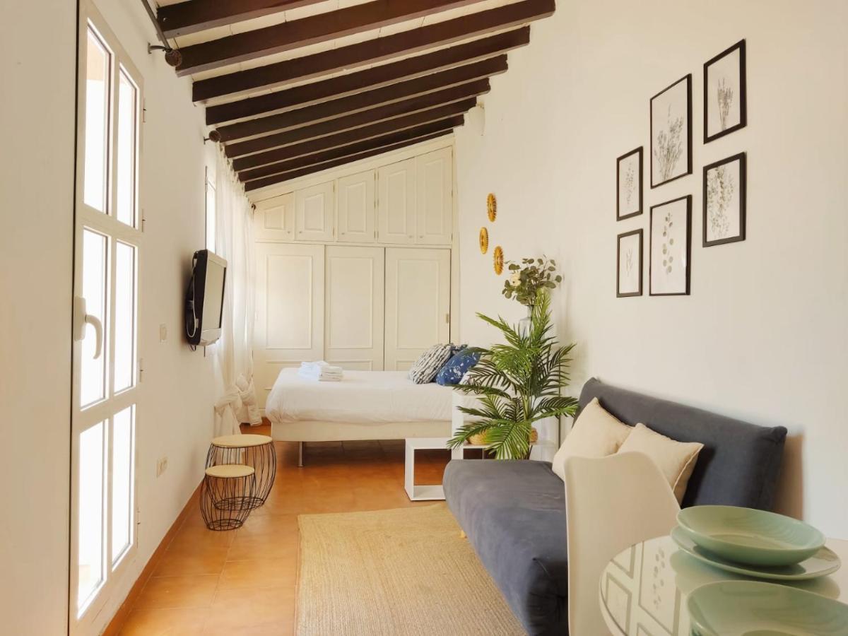 Stunning Attic With Private Terrace And Parking Optional Apartman Sevilla Kültér fotó