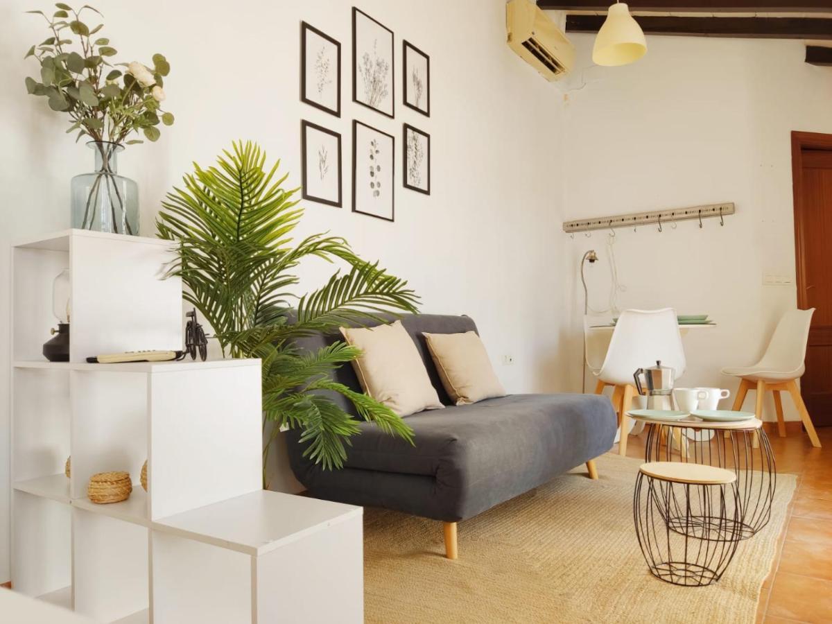 Stunning Attic With Private Terrace And Parking Optional Apartman Sevilla Kültér fotó